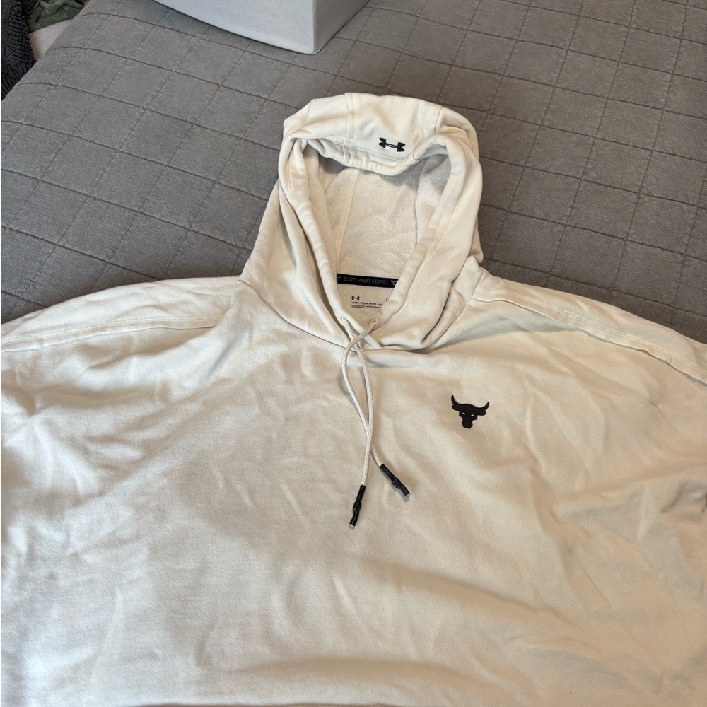 Under Armour Men's Off-White Crop Hoodie